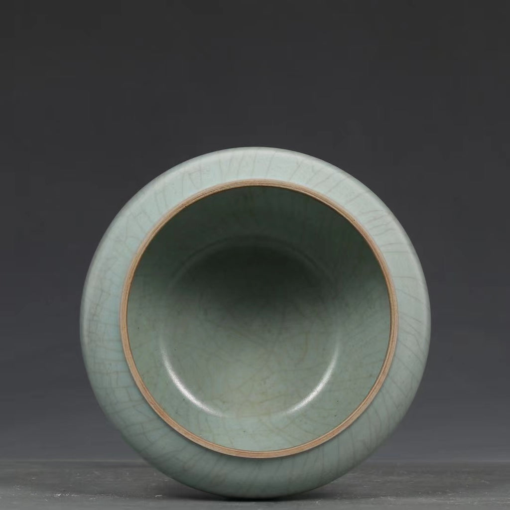 Song Dynasty Ru Kiln Sky-Blue Glazed pot 057