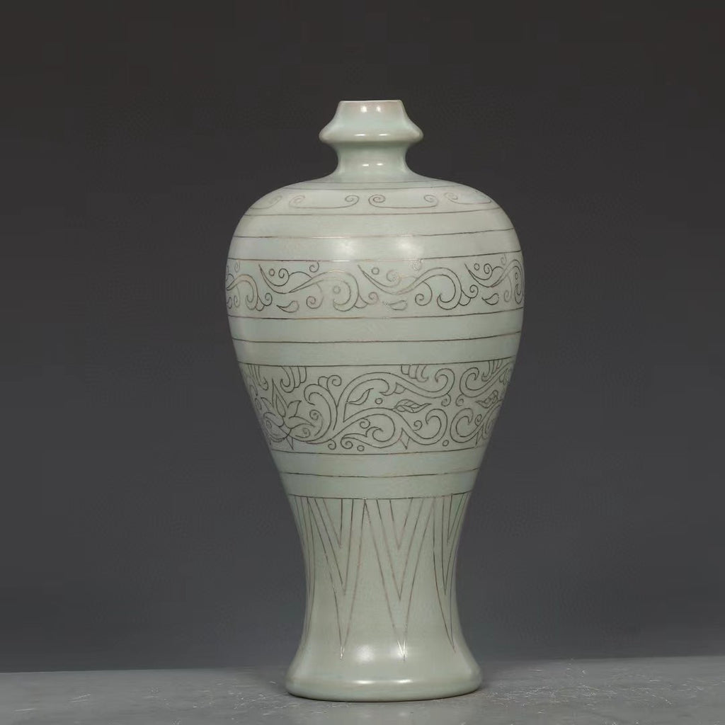 Song Dynasty Ru Kiln Sky-Blue Glazed Meiping Vase 0510