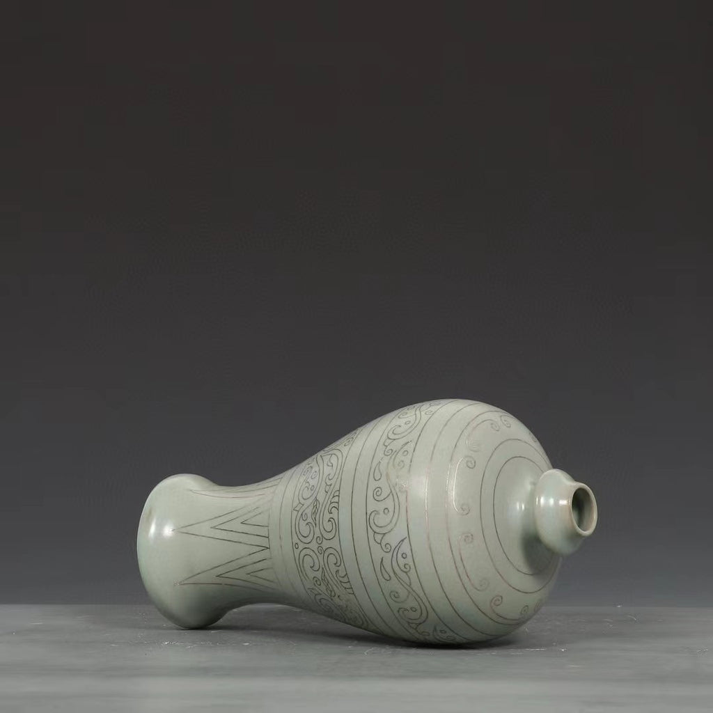 Song Dynasty Ru Kiln Sky-Blue Glazed Meiping Vase 0510