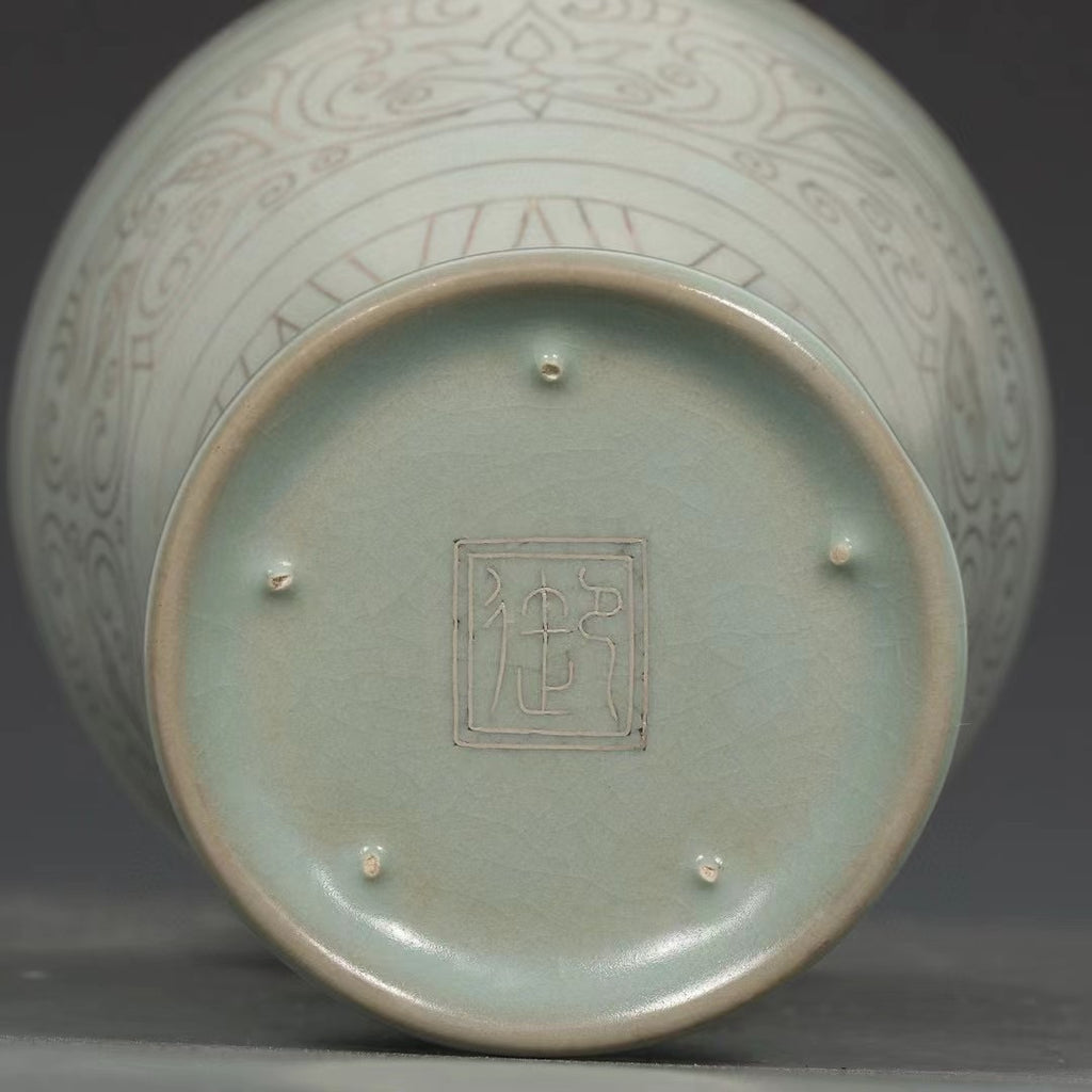 Song Dynasty Ru Kiln Sky-Blue Glazed Meiping Vase 0510