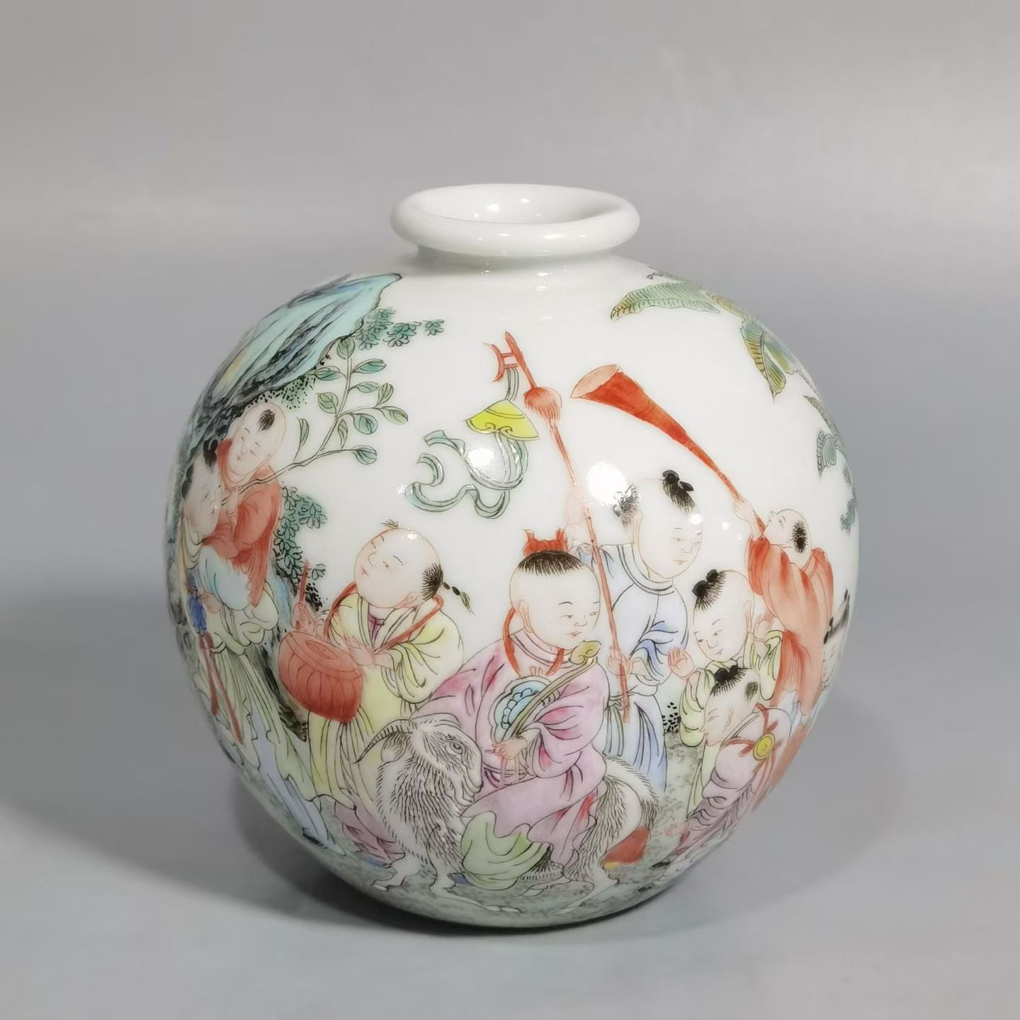 Famille Rose Water Pot with Playing Children Motif