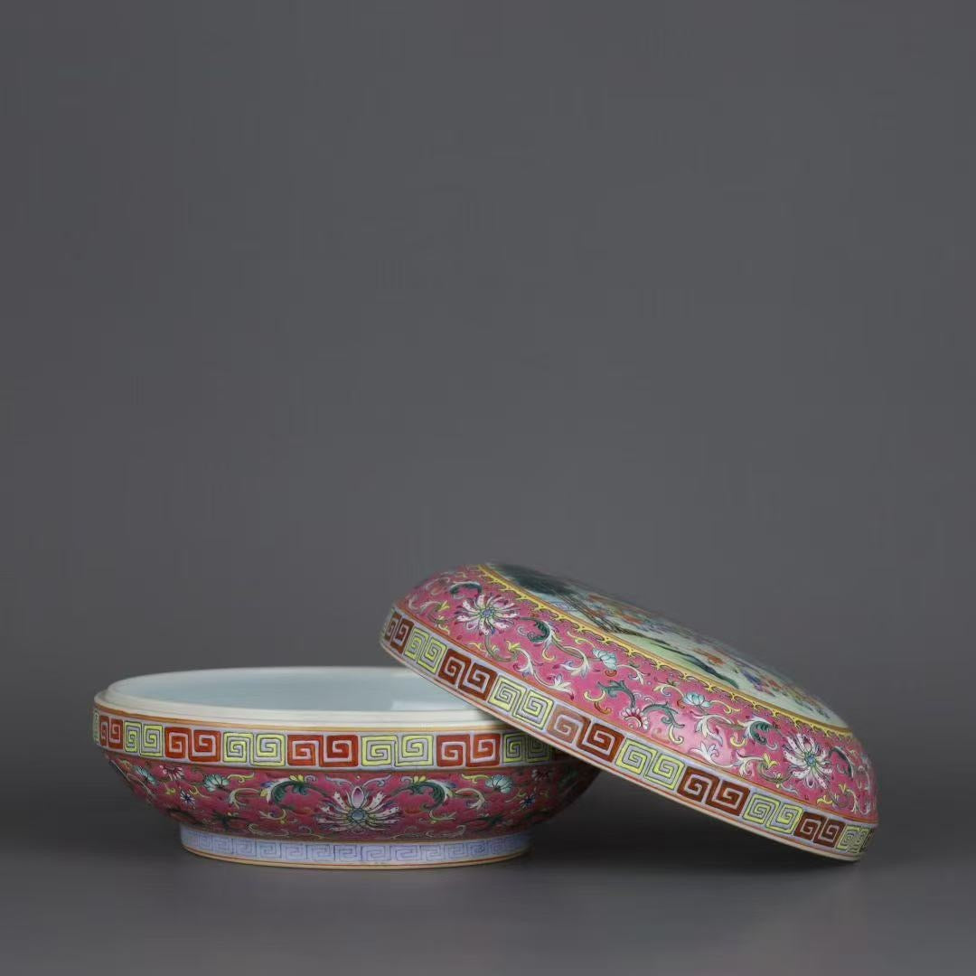 armine Red Famille Rose Box 0806