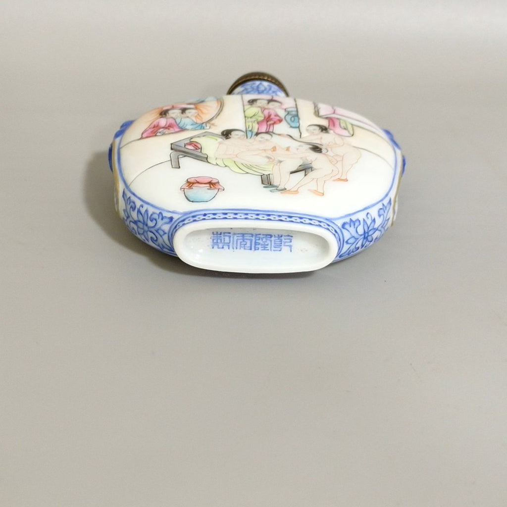 Famille Rose sunff bottle