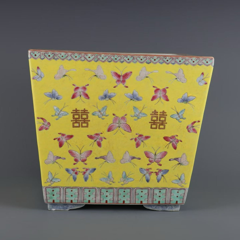 Famille Rose Square Planter with Yellow Ground 082